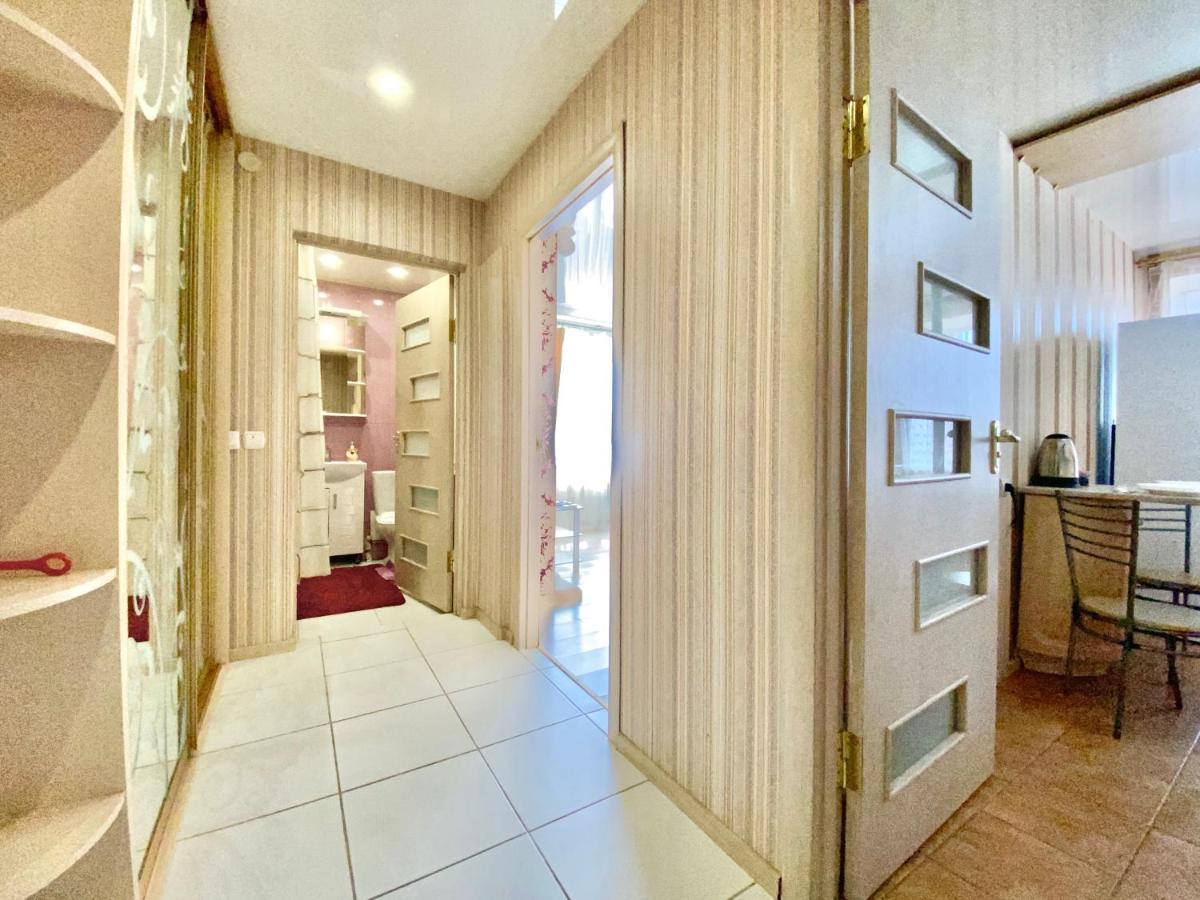 Apartpoltava Елегантна Квартира В Новобудові,Біля Каштанової Алеї, Центр Міста, Звітна Документація Kültér fotó
