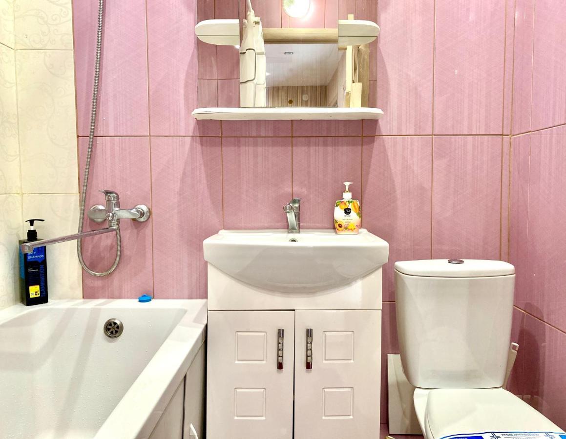 Apartpoltava Елегантна Квартира В Новобудові,Біля Каштанової Алеї, Центр Міста, Звітна Документація Kültér fotó
