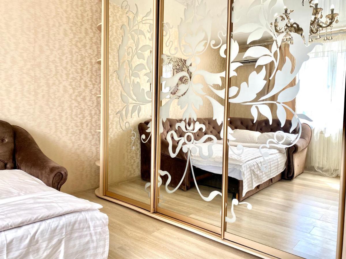 Apartpoltava Елегантна Квартира В Новобудові,Біля Каштанової Алеї, Центр Міста, Звітна Документація Kültér fotó